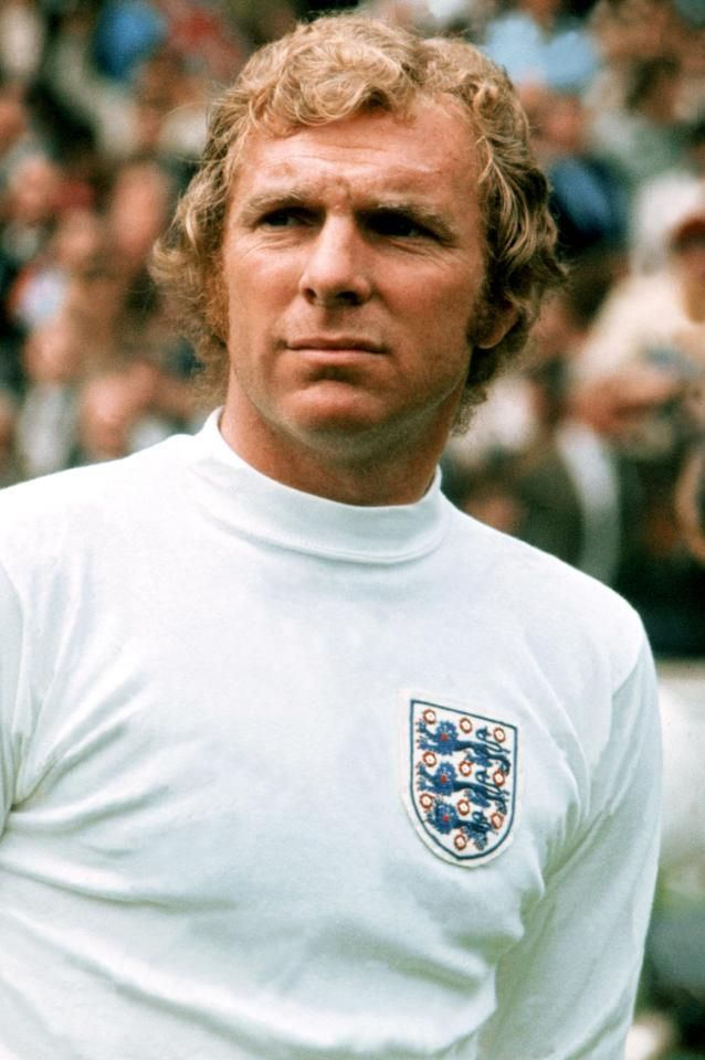 bobby moore Net worth